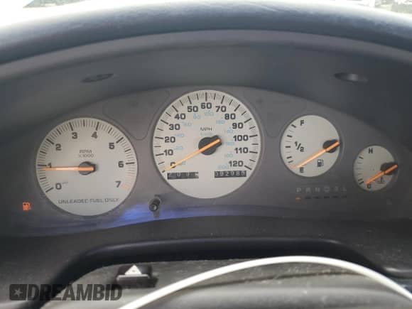 1993 Dodge Intrepid с VIN 2B3ED46T3PH576210, выставлен на аукционе Copart как лот 73247614 с пробегом 92 989 миль миль и Чистый • Clean title. История ставок и продаж доступна на DreamBid. Изображение 9.