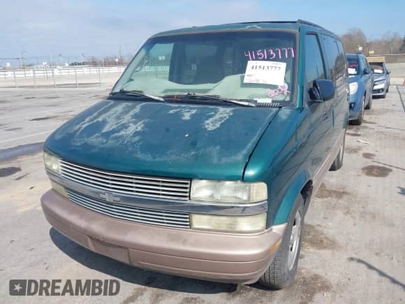 2002 Chevrolet Astro z VIN 1GNDM19X12B109545, wystawiony jako IAAI lot #41513777 z przebiegiem 72 638 mil mil oraz . Historia ofert i sprzedaży dostępna na DreamBid. Obrazek 6.