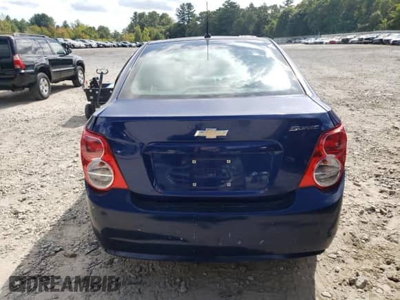 2013 Chevrolet Sonic LS с VIN 1G1JA5SG6D4172095, выставлен на аукционе Copart как лот 81114075 с пробегом 215 149 миль миль и Чистый • Clean title. История ставок и продаж доступна на DreamBid. Изображение 6.