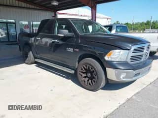 2017 Ram 1500 Big Horn z VIN 3C6RR6LT4HG592197, wystawiony jako IAAI lot #42182395 z przebiegiem 169 157 mil mil oraz . Historia ofert i sprzedaży dostępna na DreamBid. Obrazek 1.