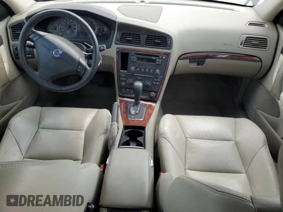 2005 Volvo S60 с VIN YV1RH592652469634, выставлен на аукционе Copart как лот 66209085 с пробегом 84 367 миль миль и Списание • Salvage title. История ставок и продаж доступна на DreamBid. Изображение 8.