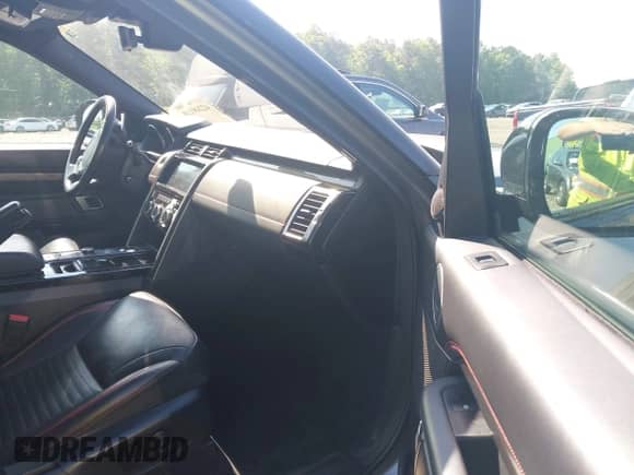 2017 Land Rover Discovery HSE Luxury with VIN SALRHBBV1HA023094, listed as a IAAI auction lot 42249130 with 114,601 mi miles and . Bid and sale history available at DreamBid. Image 5.