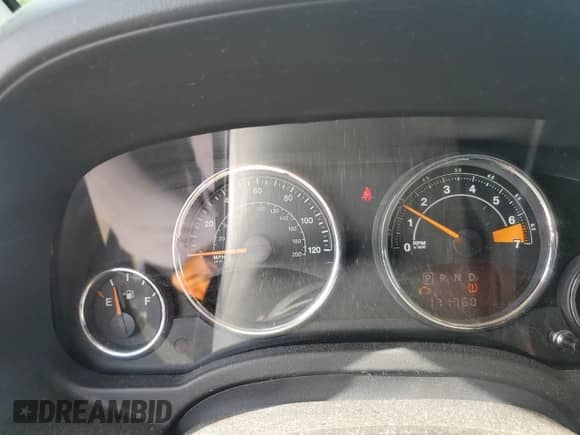 2015 Jeep Compass High Altitude с VIN 1C4NJCEA6FD240998, выставлен на аукционе Copart как лот 56063105 с пробегом 171 760 миль миль и Списание • Salvage title. История ставок и продаж доступна на DreamBid. Изображение 9.