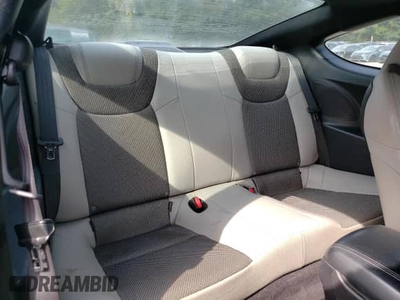 2013 Hyundai Genesis Coupe 2.0T с VIN KMHHT6KD7DU081571, выставлен на аукционе Copart как лот 72008324 с пробегом 169 768 миль миль и Чистый • Clean title. История ставок и продаж доступна на DreamBid. Изображение 10.