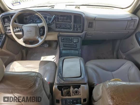 2002 GMC Sierra 1500 Denali z VIN 2GTFK69U221346006, wystawiony jako Copart lot #71726365 z przebiegiem 226 475 mil mil oraz Szkoda całkowita • Salvage title. Historia ofert i sprzedaży dostępna na DreamBid. Obrazek 8.
