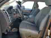 2017 Ram 1500 Big Horn z VIN 3C6RR7LT2HG622755, wystawiony jako Copart lot #70165535 z przebiegiem Nie podano mil oraz Szkoda całkowita • Salvage title. Historia ofert i sprzedaży dostępna na DreamBid. Obrazek 7.