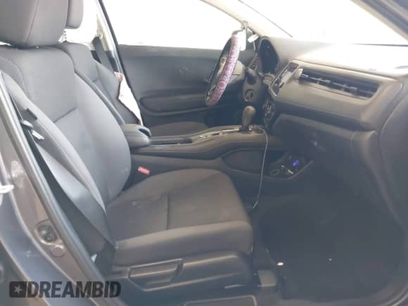 2021 Honda HR-V LX с VIN 3CZRU5H30MM709824, выставлен на аукционе IAAI как лот 42890870 с пробегом 46 066 миль миль и . История ставок и продаж доступна на DreamBid. Изображение 5.