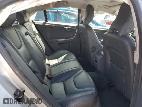 2013 Volvo S60 T5 с VIN YV1612FH6D2205049, выставлен на аукционе Copart как лот 70537645 с пробегом 48 649 миль миль и Списание • Salvage title. История ставок и продаж доступна на DreamBid. Изображение 10.