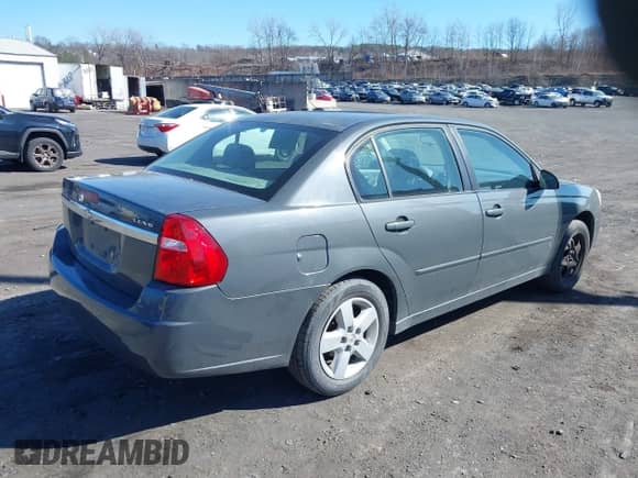 2008 Chevrolet Malibu Classic LT с VIN 1G1ZT58N68F107194, выставлен на аукционе IAAI как лот 41893713 с пробегом 101 392 миль миль и . История ставок и продаж доступна на DreamBid. Изображение 4.