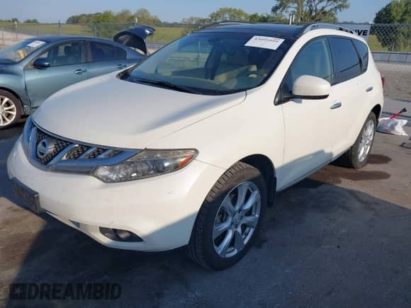 2014 Nissan Murano SL with VIN JN8AZ1MW6EW504978, listed as a IAAI auction lot 43095999 with 162,083 mi miles and . Bid and sale history available at DreamBid. Image 2.