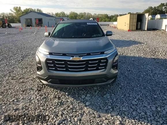 2025 Chevrolet Equinox FWD LT z VIN 3GNAXHEG0SL109057, wystawiony jako Copart lot #81882515 z przebiegiem 20 873 mil mil oraz Szkoda całkowita • Salvage title. Historia ofert i sprzedaży dostępna na DreamBid. Obrazek 15.