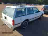 1984 Chevrolet Cavalier z VIN 1G1AD35P0EJ118687, wystawiony jako IAAI lot #43508689 z przebiegiem 887 672 mil mil oraz . Historia ofert i sprzedaży dostępna na DreamBid. Obrazek 4.