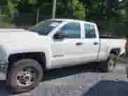 2015 Chevrolet Silverado 2500HD Work Truck z VIN 1GC2KUEG6FZ514228, wystawiony jako IAAI lot #42802030 z przebiegiem 149 209 mil mil oraz . Historia ofert i sprzedaży dostępna na DreamBid. Obrazek 14.