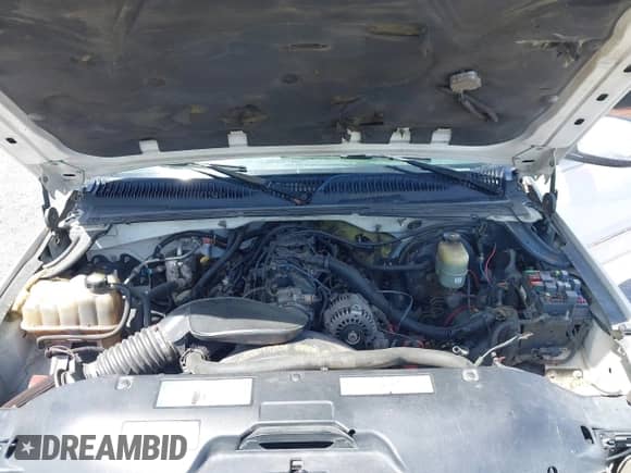2001 GMC Sierra 1500 SLE z VIN 2GTEC19V011225042, wystawiony jako IAAI lot #42172066 z przebiegiem Nie podano mil oraz . Historia ofert i sprzedaży dostępna na DreamBid. Obrazek 10.