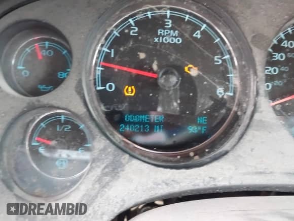 2011 Chevrolet Suburban LT with VIN 1GNSCJE0XBR355603, listed as a IAAI auction lot 42555932 with 240,213 mi miles and . Bid and sale history available at DreamBid. Image 13.