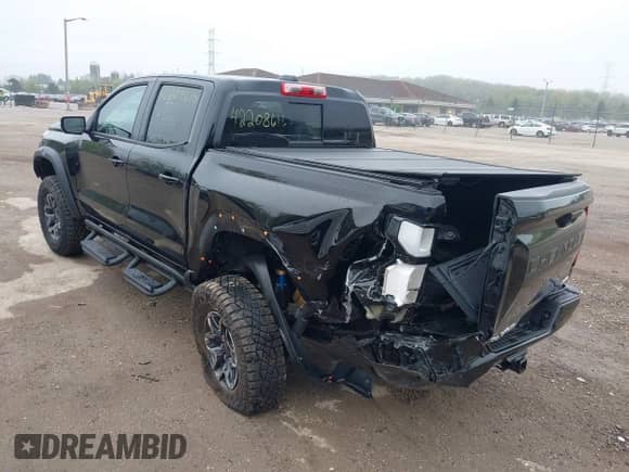 2024 Chevrolet Colorado 4WD ZR2 с VIN 1GCPTFEK4R1270553, выставлен на аукционе IAAI как лот 42208616 с пробегом 3 700 миль миль и . История ставок и продаж доступна на DreamBid. Изображение 6.