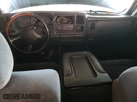 2000 GMC Sierra 1500 SL с VIN 1GTEC14W2YZ175875, выставлен на аукционе Copart как лот 53395745 с пробегом Не указан миль и Списание • Salvage title. История ставок и продаж доступна на DreamBid. Изображение 8.