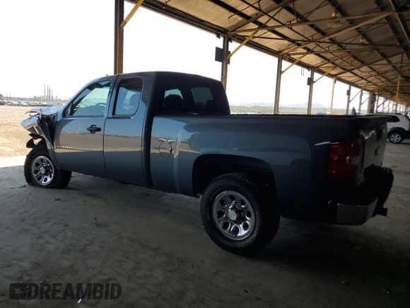 2010 Chevrolet Silverado 1500 с VIN 1GCSCPEA6AZ284452, выставлен на аукционе Copart как лот 64088884 с пробегом 128 482 миль миль и Списание • Salvage title. История ставок и продаж доступна на DreamBid. Изображение 2.