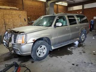 2003 Cadillac Escalade ESV with VIN 3GYFK66NX3G336257, listed as a Copart auction lot 66845965 with 293,672 mi miles and Salvage title. Bid and sale history available at DreamBid. Image 1.