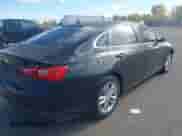 2016 Chevrolet Malibu LT z VIN 1G1ZE5ST5GF286411, wystawiony jako IAAI lot #43548227 z przebiegiem 166 513 mil mil oraz . Historia ofert i sprzedaży dostępna na DreamBid. Obrazek 4.