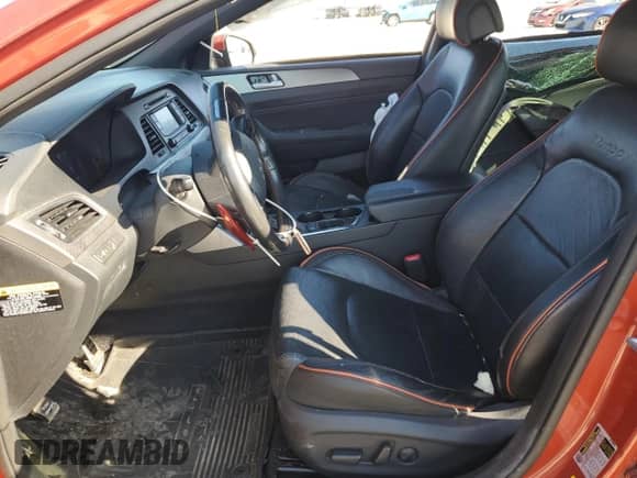 2015 Hyundai Sonata Sport с VIN 5NPE34AB0FH243288, выставлен на аукционе Copart как лот 80220015 с пробегом 116 132 миль миль и Списание • Salvage title. История ставок и продаж доступна на DreamBid. Изображение 7.