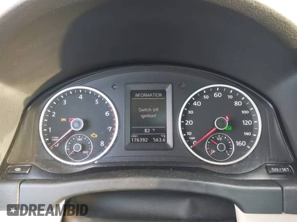 2011 Volkswagen Tiguan S с VIN WVGAV7AX0BW504313, выставлен на аукционе IAAI как лот 42994984 с пробегом 176 392 миль миль и . История ставок и продаж доступна на DreamBid. Изображение 7.