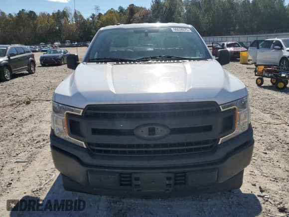 2019 Ford F-150 XL z VIN 1FTMF1CB6KKE45059, wystawiony jako Copart lot #90038075 z przebiegiem 209 107 mil mil oraz Czysty tytuł • Clean title. Historia ofert i sprzedaży dostępna na DreamBid. Obrazek 5.