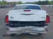 2023 Chrysler 300 S с VIN 2C3CCABG2PH562772, выставлен на аукционе IAAI как лот 42788353 с пробегом 49 695 миль миль и . История ставок и продаж доступна на DreamBid. Изображение 15.