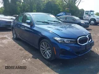 2023 BMW 3 Series 330i xDrive with VIN 3MW89FF06P8D68103, listed as a IAAI auction lot 42456198 with 11,878 mi miles and . Bid and sale history available at DreamBid. Image 1.