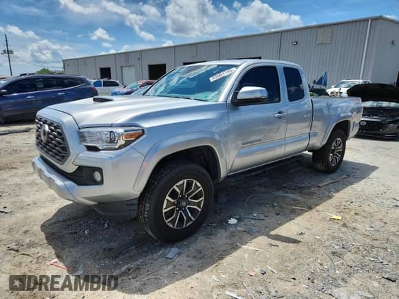 2022 Toyota Tacoma SR z VIN 3TYSZ5AN6NT091760, wystawiony jako Copart lot #63561745 z przebiegiem 61 005 mil mil oraz Szkoda całkowita • Salvage title. Historia ofert i sprzedaży dostępna na DreamBid. Obrazek 1.