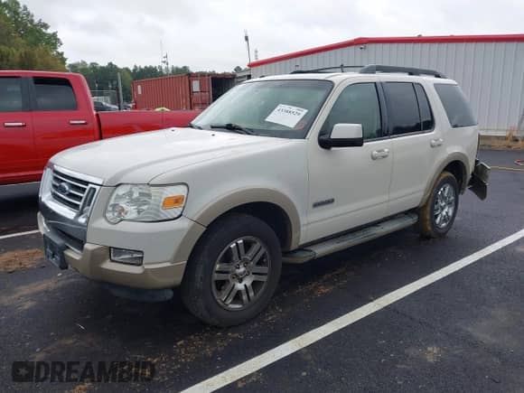 2008 Ford Explorer Eddie Bauer с VIN 1FMEU64E98UA38796, выставлен на аукционе IAAI как лот 43388529 с пробегом 169 154 миль миль и . История ставок и продаж доступна на DreamBid. Изображение 19.