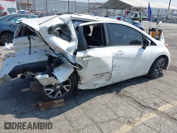 2015 Nissan Note S Plus с VIN 3N1CE2CPXFL428515, выставлен на аукционе IAAI как лот 42581906 с пробегом 66 093 миль миль и . История ставок и продаж доступна на DreamBid. Изображение 4.