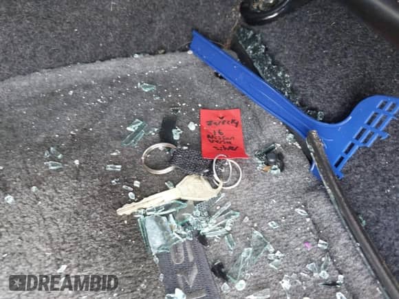 2016 Nissan Note S with VIN 3N1CE2CP7GL380926, listed as a IAAI auction lot 42759686 with 112,000 mi miles and . Bid and sale history available at DreamBid. Image 11.