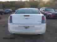 2014 Chrysler 300 S z VIN 2C3CCABG3EH309585, wystawiony jako IAAI lot #43552490 z przebiegiem 265 115 mil mil oraz . Historia ofert i sprzedaży dostępna na DreamBid. Obrazek 16.