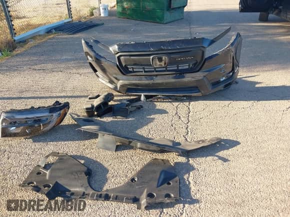 2025 Honda Passport TrailSport with VIN 5FNYF8H66SB012537, listed as a IAAI auction lot 43332615 with 1,998 mi miles and . Bid and sale history available at DreamBid. Image 12.