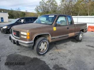 1994 GMC Sierra 1500 с VIN 2GTEK19K1R1548357, выставлен на аукционе Copart как лот 82556885 с пробегом 157 548 миль миль и Чистый • Clean title. История ставок и продаж доступна на DreamBid. Изображение 1.