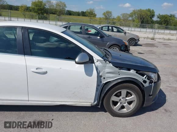 2016 Chevrolet Cruze LT с VIN 1G1PE5SB2G7216809, выставлен на аукционе IAAI как лот 43103206 с пробегом 169 915 миль миль и . История ставок и продаж доступна на DreamBid. Изображение 14.