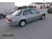 1991 Honda Accord LX z VIN JHMCB7651MC015726, wystawiony jako IAAI lot #41843620 z przebiegiem 55 563 mil mil oraz . Historia ofert i sprzedaży dostępna na DreamBid. Obrazek 4.