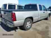 2004 Chevrolet Silverado 1500 LS с VIN 2GCEC19TX41341593, выставлен на аукционе IAAI как лот 42887375 с пробегом 236 076 миль миль и . История ставок и продаж доступна на DreamBid. Изображение 4.
