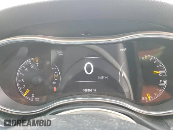 2014 Jeep Grand Cherokee Laredo z VIN 1C4RJFAG5EC134169, wystawiony jako Copart lot #82384405 z przebiegiem 168 296 mil mil oraz Szkoda całkowita • Salvage title. Historia ofert i sprzedaży dostępna na DreamBid. Obrazek 9.