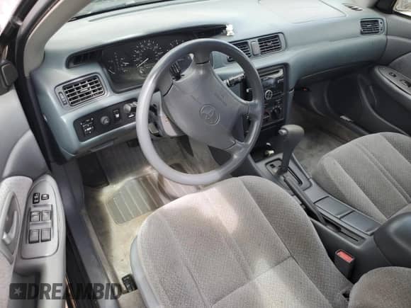 2000 Toyota Camry LE с VIN 4T1BF22K4YU948385, выставлен на аукционе Copart как лот 69857315 с пробегом 157 687 миль миль и На запчасти • Non repairable. История ставок и продаж доступна на DreamBid. Изображение 8.