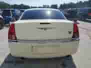 2008 Chrysler 300 C Hemi с VIN 2C3LA63H48H296909, выставлен на аукционе Copart как лот 65562675 с пробегом Не указан миль и Списание • Salvage title. История ставок и продаж доступна на DreamBid. Изображение 6.