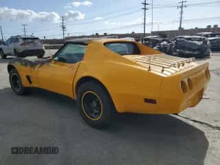 1977 Chevrolet Corvette с VIN 1Z37L7S430874, выставлен на аукционе Copart как лот 80905274 с пробегом 25 978 миль миль и На запчасти • Non repairable. История ставок и продаж доступна на DreamBid. Изображение 2.