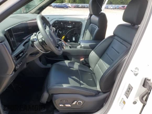 2024 Hyundai Santa Fe Calligraphy с VIN 5NMP54GL2RH023591, выставлен на аукционе Copart как лот 73288914 с пробегом 5 673 миль миль и Списание • Salvage title. История ставок и продаж доступна на DreamBid. Изображение 7.