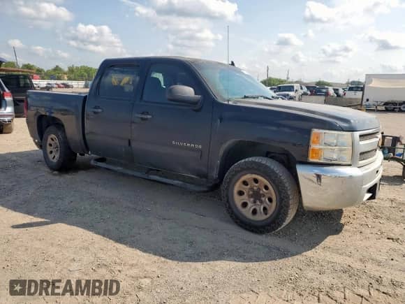 2012 Chevrolet Silverado 1500 LS z VIN 3GCPCREA1CG248592, wystawiony jako Copart lot #71743905 z przebiegiem 220 764 mil mil oraz Szkoda całkowita • Salvage title. Historia ofert i sprzedaży dostępna na DreamBid. Obrazek 4.