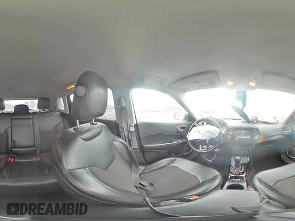 2020 Jeep Compass Altitude с VIN 3C4NJDBB2LT145590, выставлен на аукционе Copart как лот 69753605 с пробегом 42 225 миль миль и Списание • Salvage title. История ставок и продаж доступна на DreamBid. Изображение 14.