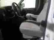 2006 Chevrolet Express Cargo с VIN 1GCFH15T561200645, выставлен на аукционе Copart как лот 70101675 с пробегом 98 059 миль миль и Списание • Salvage title. История ставок и продаж доступна на DreamBid. Изображение 7.