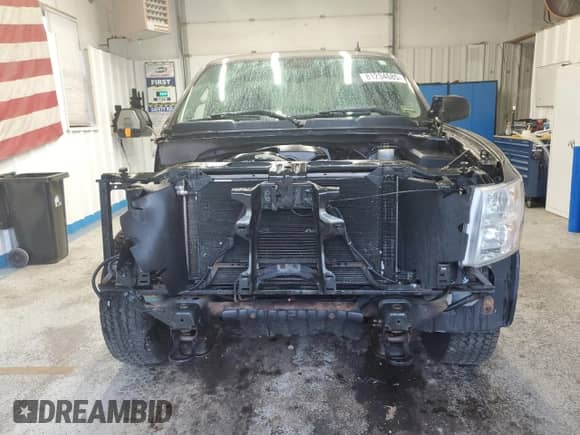 2012 Chevrolet Silverado 1500 LT z VIN 1GCRKSE75CZ275141, wystawiony jako Copart lot #81234685 z przebiegiem 224 817 mil mil oraz Szkoda całkowita • Salvage title. Historia ofert i sprzedaży dostępna na DreamBid. Obrazek 5.