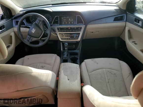 2016 Hyundai Sonata SE с VIN 5NPE24AF7GH399030, выставлен на аукционе Copart как лот 85284905 с пробегом 187 742 миль миль и Списание • Salvage title. История ставок и продаж доступна на DreamBid. Изображение 8.