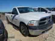 2012 Ram 1500 ST z VIN 3C6JD6DP9CG241260, wystawiony jako Copart lot #81074824 z przebiegiem 183 387 mil mil oraz Szkoda całkowita • Salvage title. Historia ofert i sprzedaży dostępna na DreamBid. Obrazek 4.